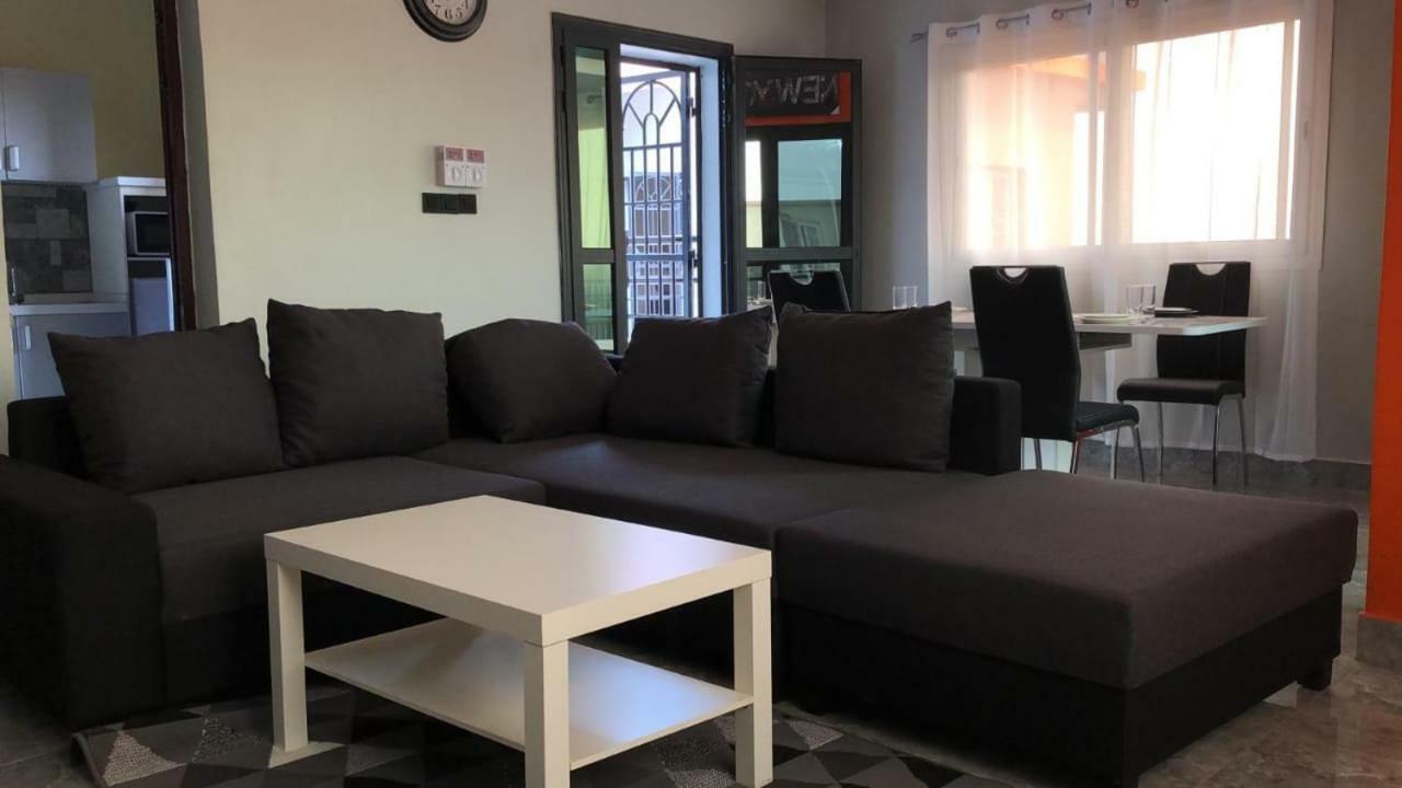 Residence L'Escale Equipements Moderne باماكو المظهر الخارجي الصورة
